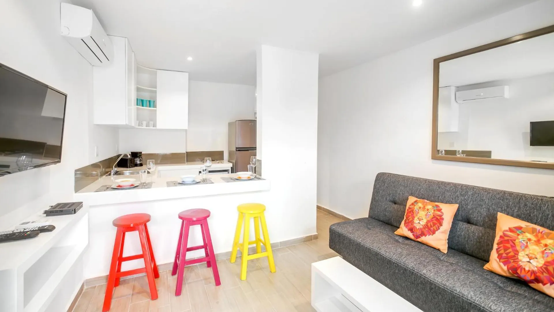 Apartment Valentina Suites By Las Flores Vacation Rentals Playa del Carmen Mexico
